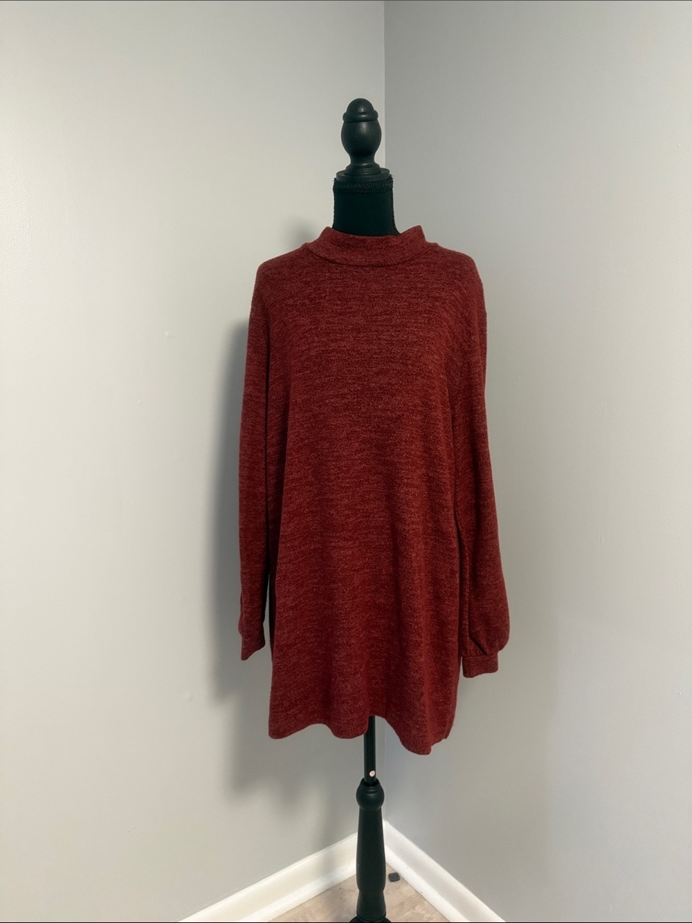 Lush Long Sleeve Tunic Dress in Deep Burgundy